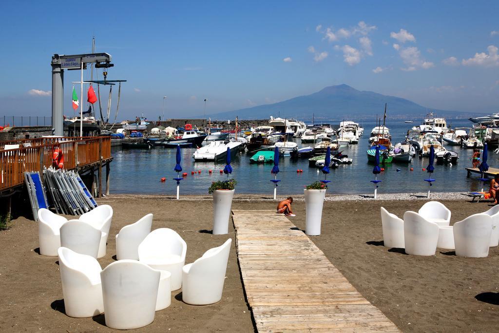 Le Ancore Hotel Vico Equense Exterior foto