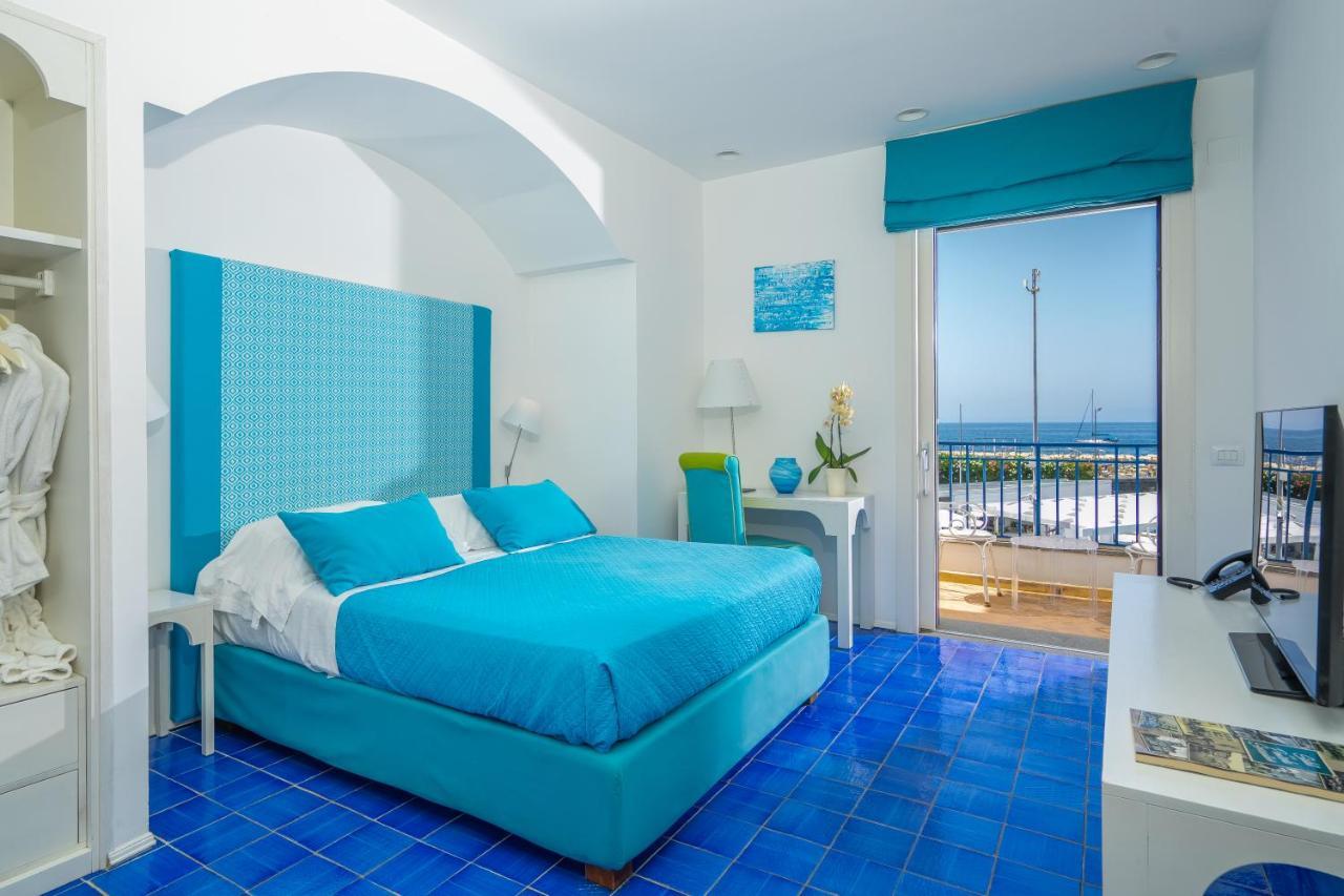 Le Ancore Hotel Vico Equense Exterior foto